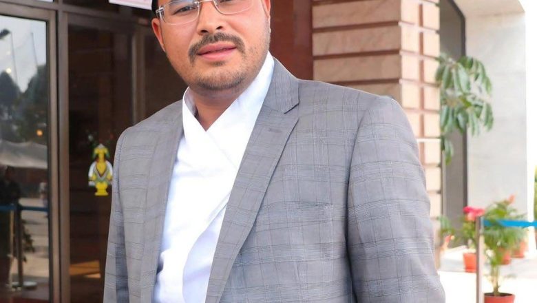 ग्यास लिन नागरिकता चाहिने भएपछि ज्ञानेन्द्र शाहीको व्यंग्य