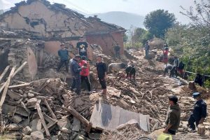 Six-dead-as-6.6-magnitude-earthquake-hits-Nepal-tremors-felt-in-Delhi-NCR